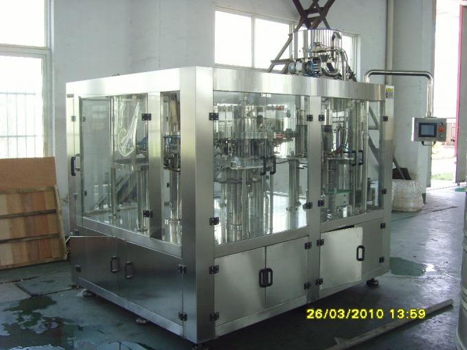 Automatic Rotary Bottle Carbonated Drink Filling Machine / Soft Drink Production Line 0