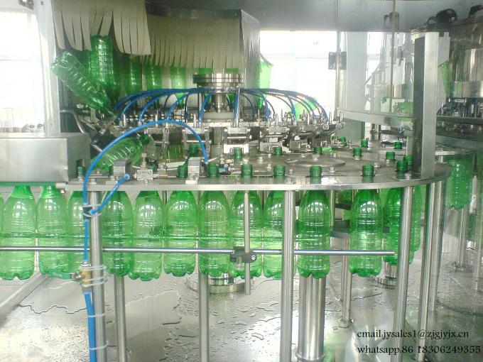 Auto 3 In 1 Soft Drinks Filling Machine / Carbonated Beverage Filling Machine From A-Z 3