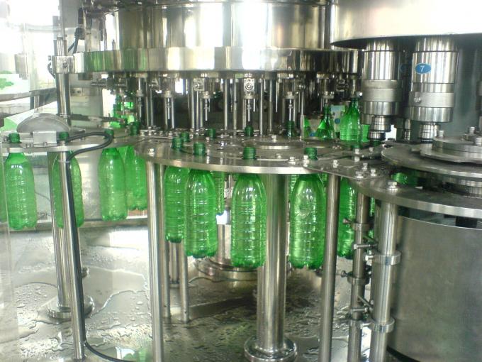 Automatic Glass Bottle Sparkling Water / Soft Drink Filling Machine For PET Bottle 5