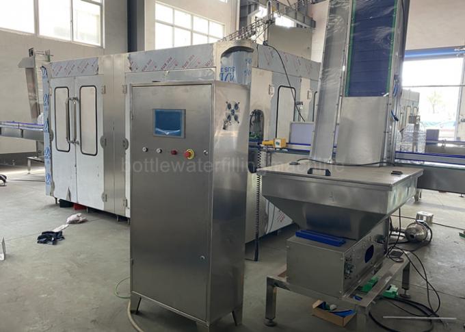 2000BPH Cooking Oil Bottle Packaging Machine , Coconut Oil Filling Machine With Pet Bottle 0