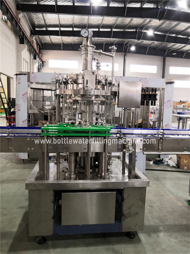 Isobaric  Carbonated Drink Production Line , Carbonated Bottling Equipment Adjustable Speed 1