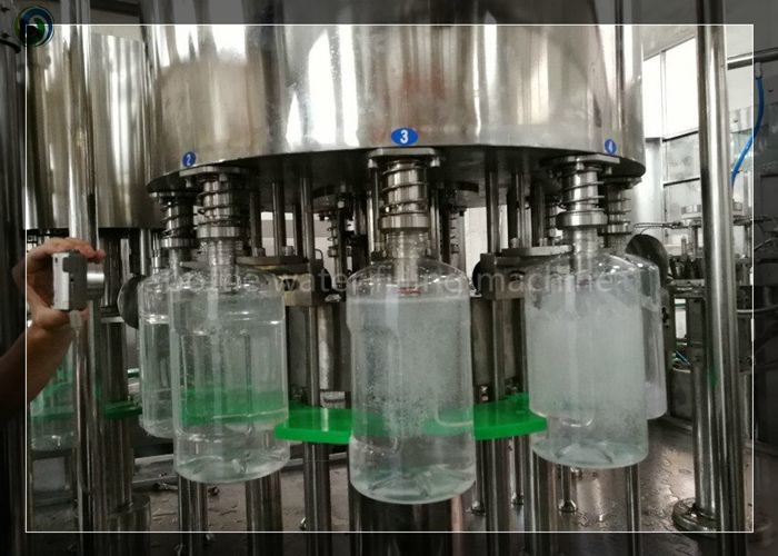 Large Volume Water Automatic Bottle Filling Machine For Beverage Plant