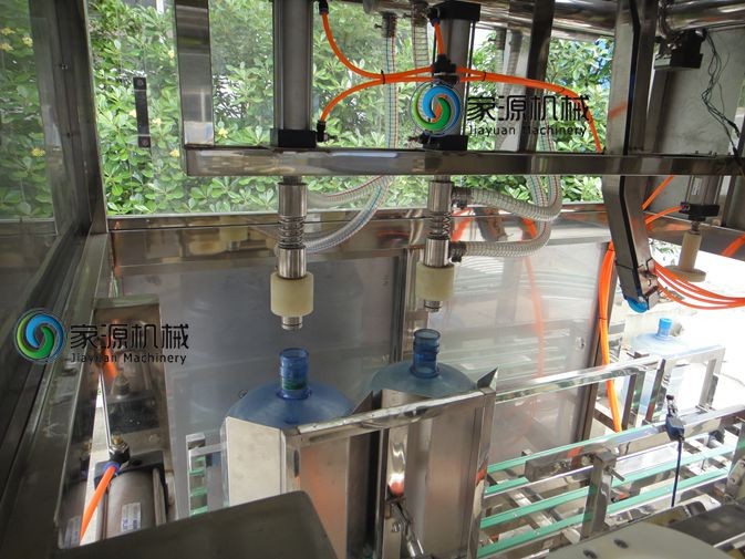 Monoblock Mineral Water Filling Machine For Juice Plastic Bottle 2