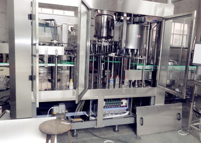 CE SGS 3000kg Juice Filling Machine , Automatic Juice Bottling Equipment 2