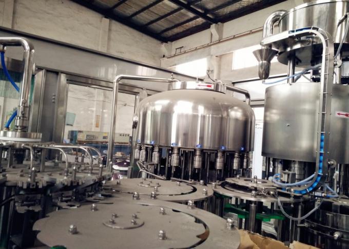 PCL Contol Carbonated Drink Filling Machine With 2000 - 4000 Bph , CE / SGS 2