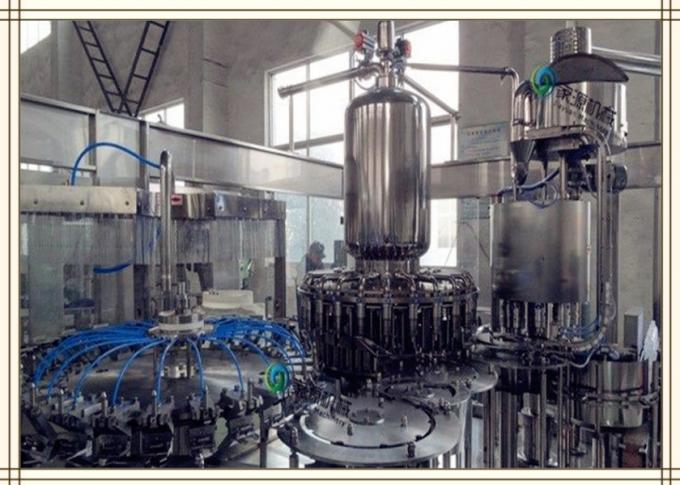 PCL Contol Carbonated Drink Filling Machine With 2000 - 4000 Bph , CE / SGS 0