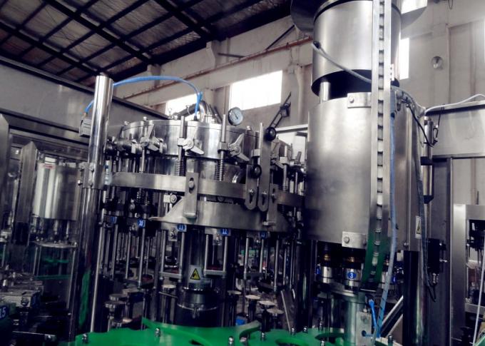 High Speed Carbonated Drink Filling Machine Rinsing / Filling / Capping For PET Bottles 2
