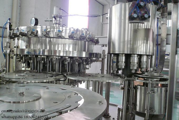 Automatic Rotary Bottle Carbonated Drink Filling Machine / Soft Drink Production Line 1