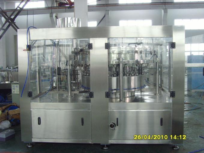 Complete Carbonated Soft Drink Filling Machine / Drink Bottling Machine 0