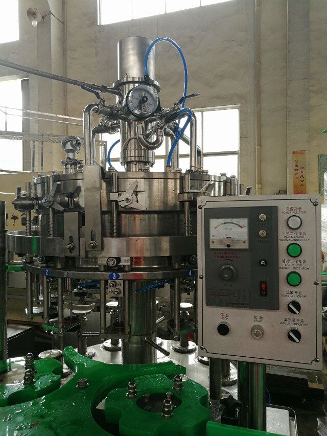 Small Scale PET / Plastic / Glass Bottle Beer Filling Machine 1.1kw 1