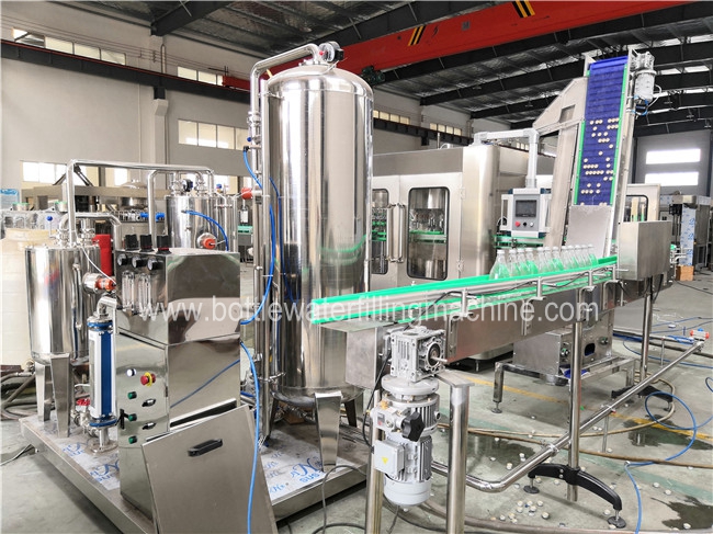 8000 BPH Glass Bottle Carbonated Soft Drink Filling Machine With PLC Control 2