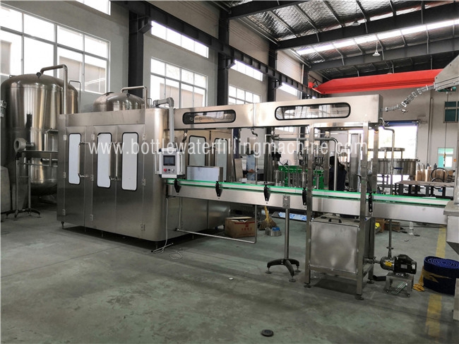 Drinking Water Filling Production Line / Mineral Water Bottling Equipment 0