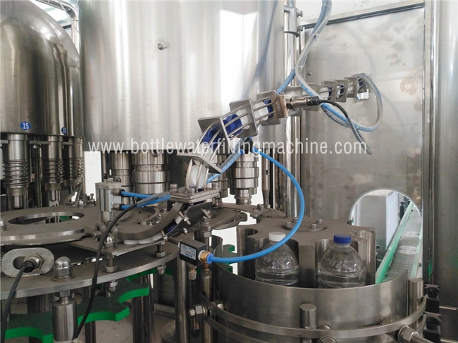 CGF24-24-8 Small Water Bottle Filling Machine / Production Line High - Speed 2
