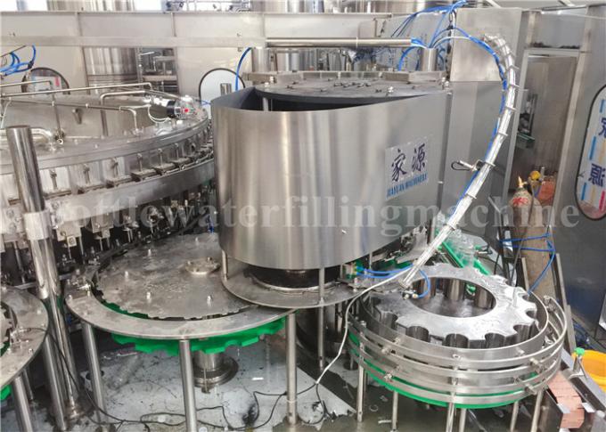 Pet Bottle Carbonated Drink Filling Machine , Soda Water Filling And Capping Machine 1