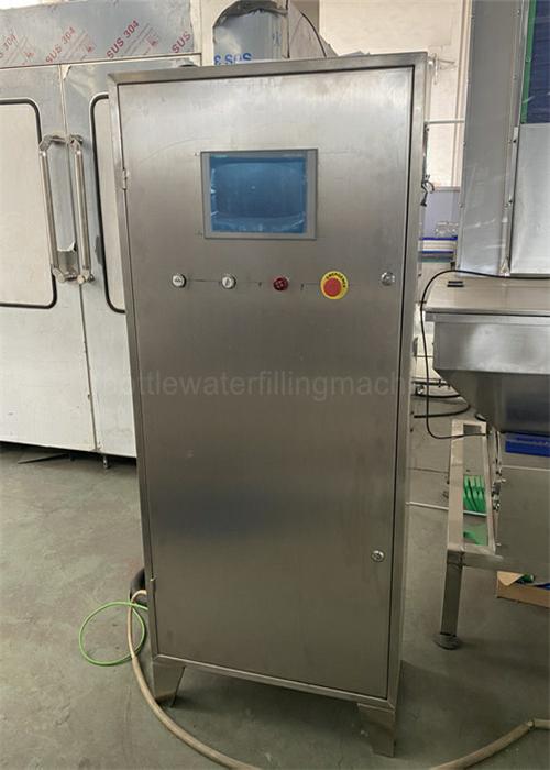 Olive Oil Bottling Equipment , 5L Bottle Weighing Filling Machine Edible Oil Filler 1
