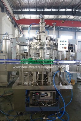 Isobaric  Carbonated Drink Production Line , Carbonated Bottling Equipment Adjustable Speed