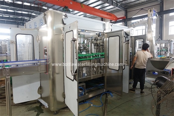 Glass Bottle Carbonated Soft Drink Rinsing Filling Machines 2000ml Production Line