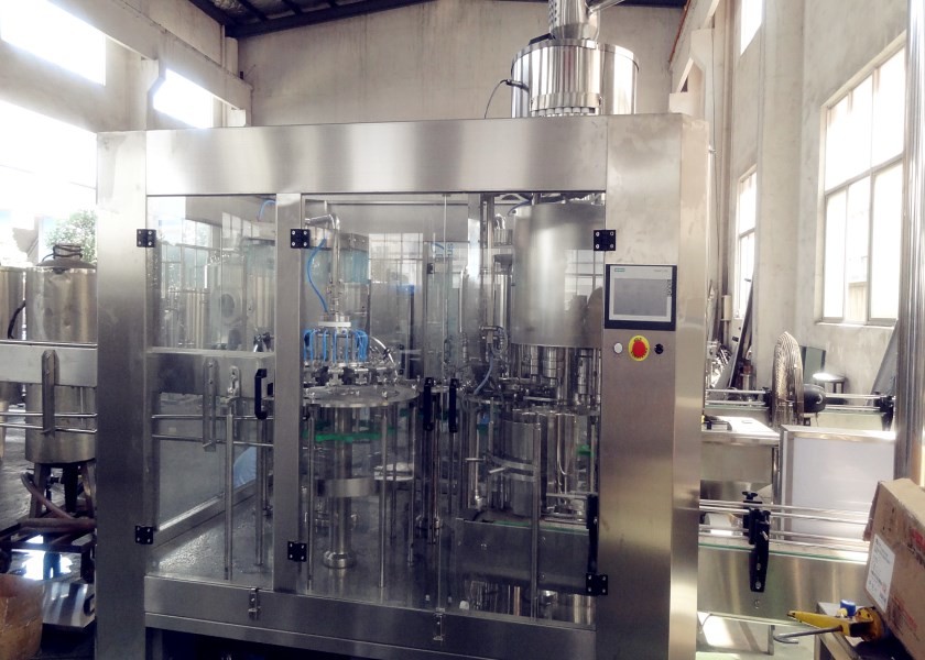 Electric Pure Water / Beverage Filling Machine For Plastic Bottle Low Consumption