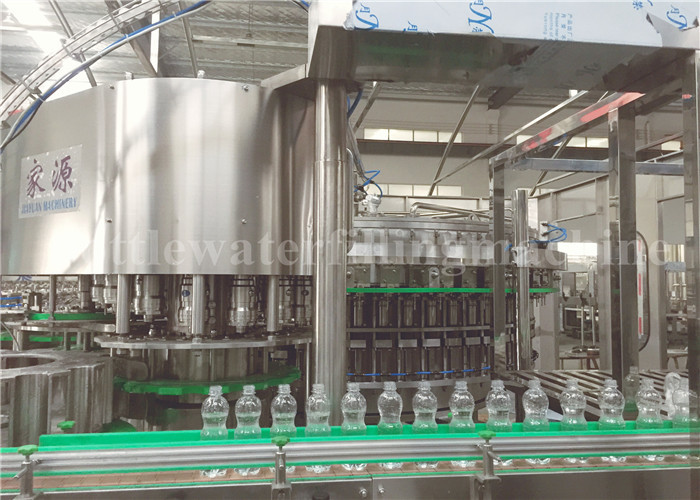 Pet Bottle Carbonated Drink Filling Machine , Soda Water Filling And Capping Machine